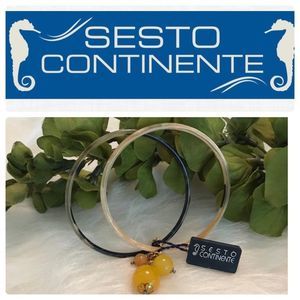 🌴New with Tags Sesto Continente bangle bracelet🌴